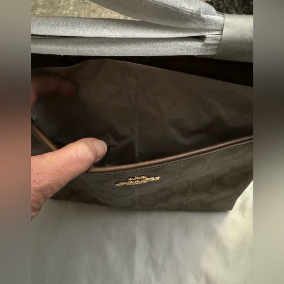 Coach purse - Picture 3 of 7